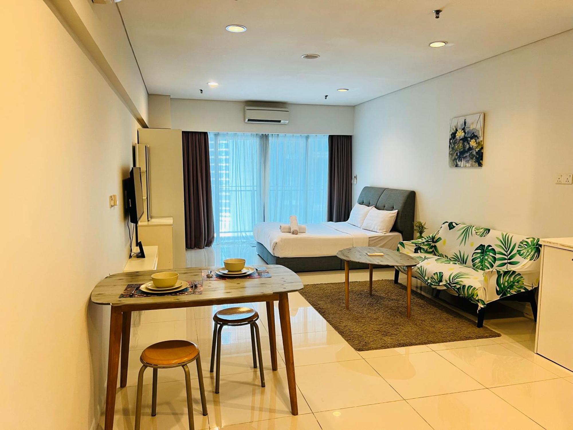 Mercu Summer Suites Klcc By Sweet Home Куала-Лумпур Екстер'єр фото