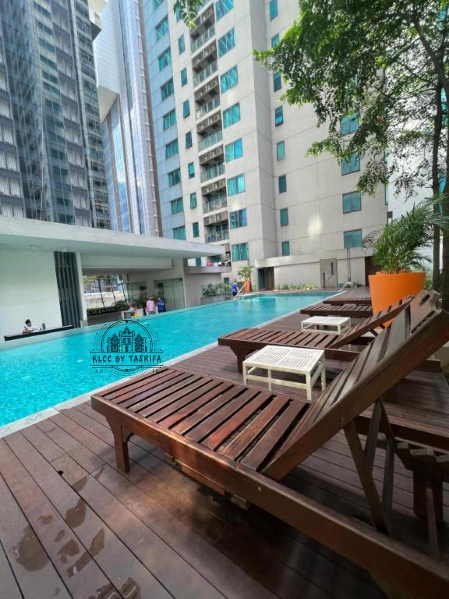 Mercu Summer Suites Klcc By Sweet Home Куала-Лумпур Екстер'єр фото